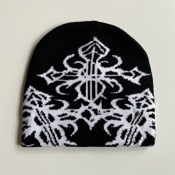 Y2K 2000s grunge gothic punk cross cozy black and white beanie - Picture 1 of 8